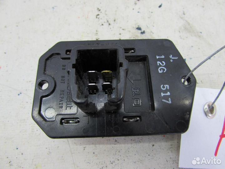 Резистор отопителя для Toyota Yaris 2 2005-2011г