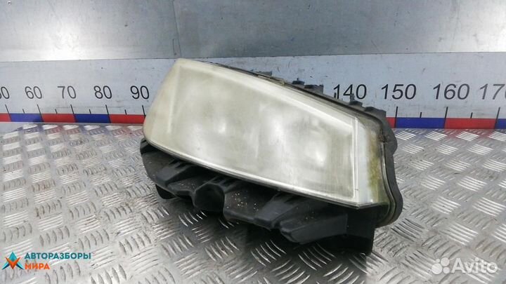 Фара правая Renault Megane 2 2005