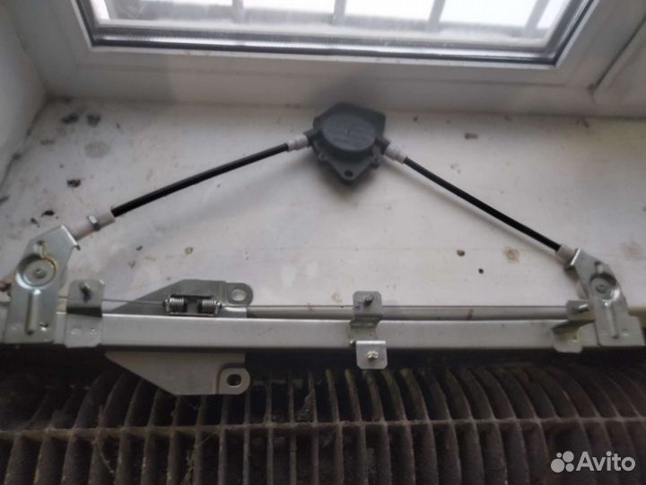 Стеклоподъемник