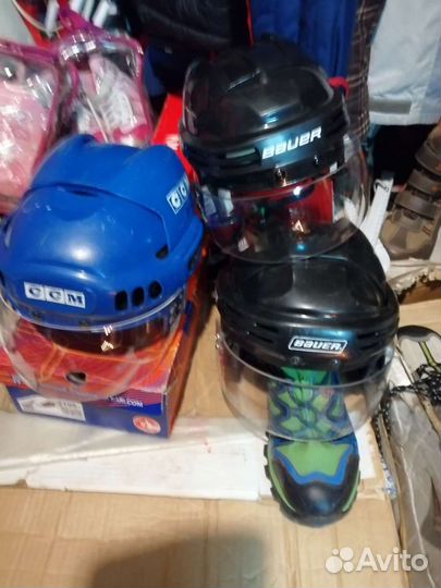 Хоккейные шлемы и коньки бауер ссм граф Ребок с се
