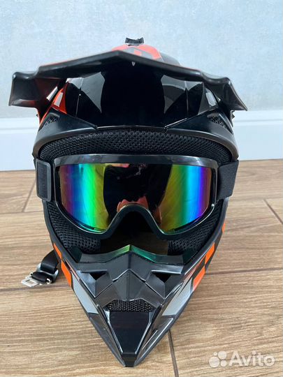 Мото шлем кроссовый