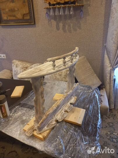 Винная полка из дерева цвет беленный дуб