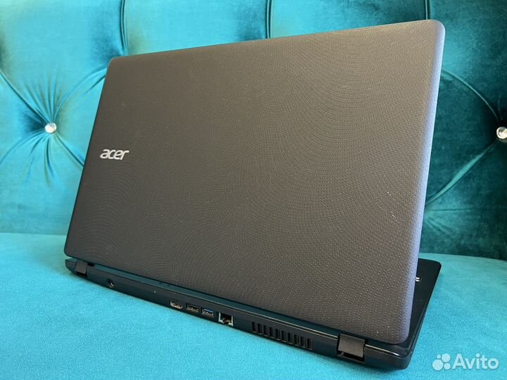 Игровой Acer ES1 AMD A8 Radeon FHD SSD