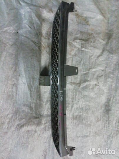 Решетка радиатора передняя Toyota Sprinter