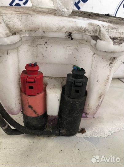 Бачок омывателя Toyota Yaris XP90 2005-2009