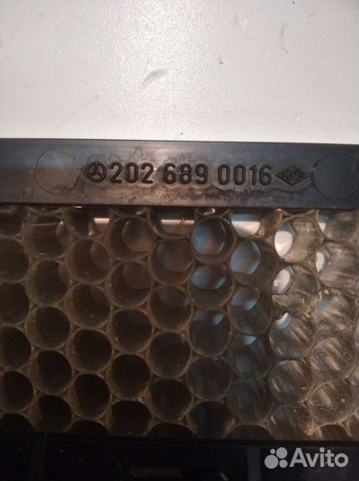 A2026890016 рамка консоли Mercedes Benz w202