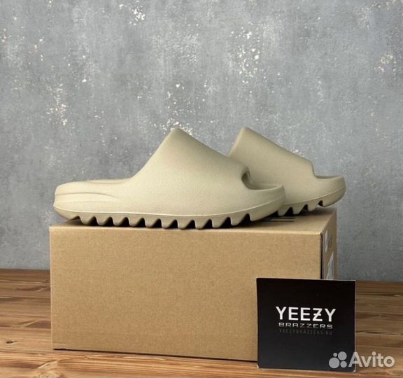 Тапки adidas yeezy slide