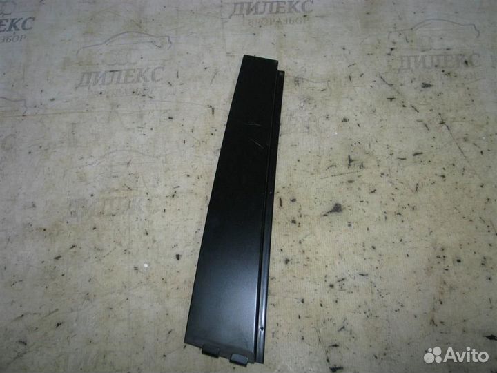 Накладка двери задней правой VW Passat (B6) 2005