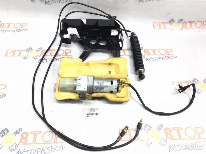 Механизм подъема двери багажника Porsche Cayenne