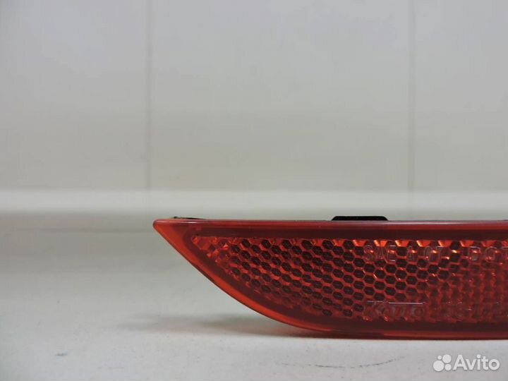 Отражатель в бампер задний правый Nissan X-Trail 3