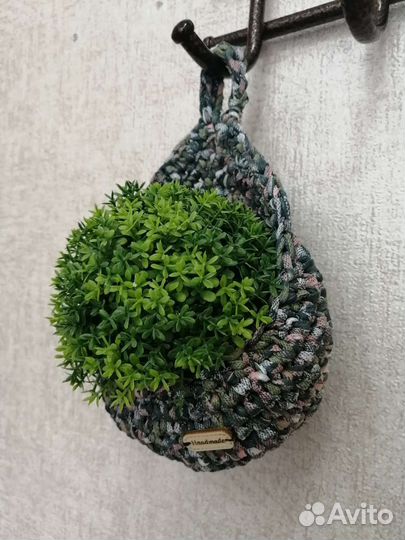 Корзинка кашпо вязаная из трикотажной пряжи