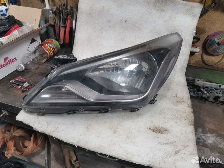 Фара передняя левая на hyundai solaris