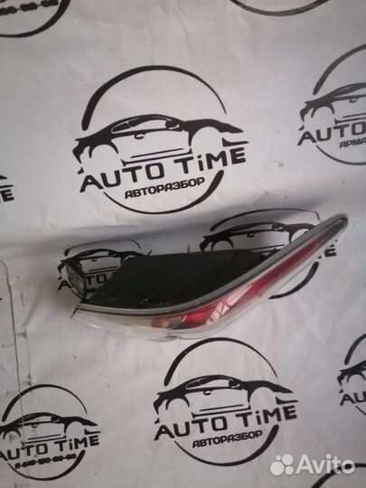 Задний правый фонарь mazda 3бл седан