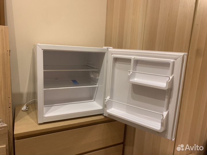 Холодильник маленький