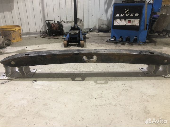 Усилитель бампера Range Rover cpla-17b892 AC