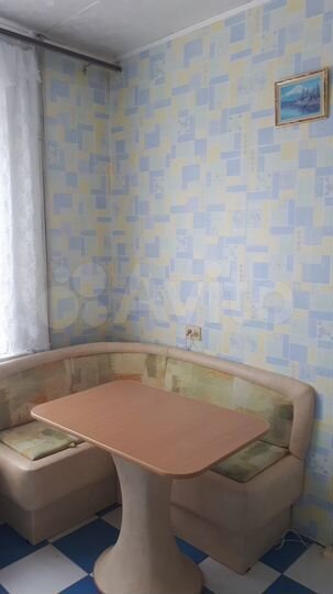 2-к. квартира, 55 м², 3/10 эт.