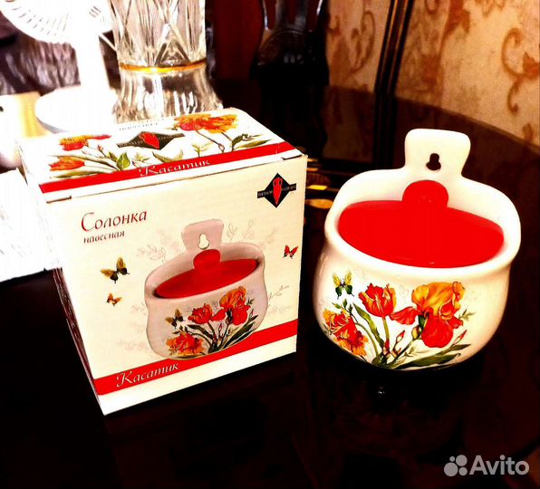 Сервировка стола и посуда