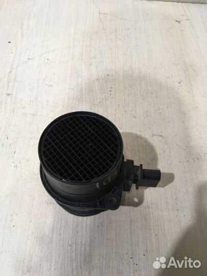 Расходомер воздуха Фольксваген пассат Б6
