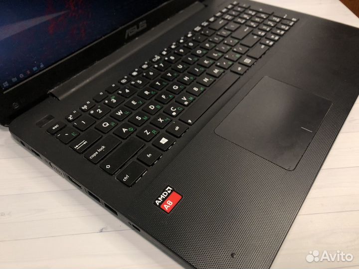 Игровой ноутбук asus 4 ядра/2 видеокарты/8gb