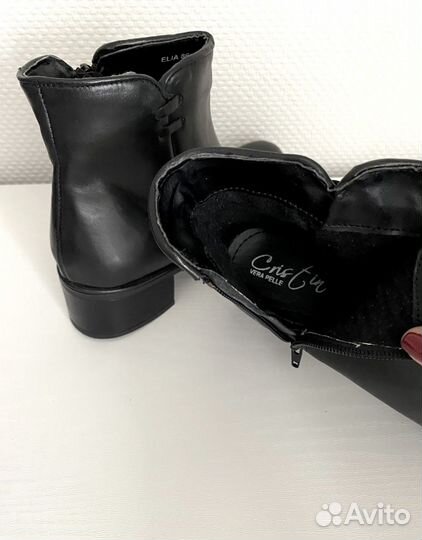 Сет из 3-х вещей - Ботинки берет шарф р.37-37,5