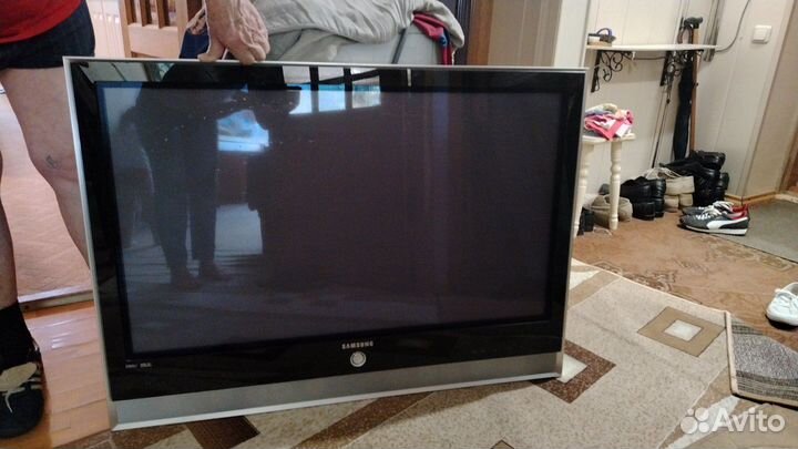 Телевизор