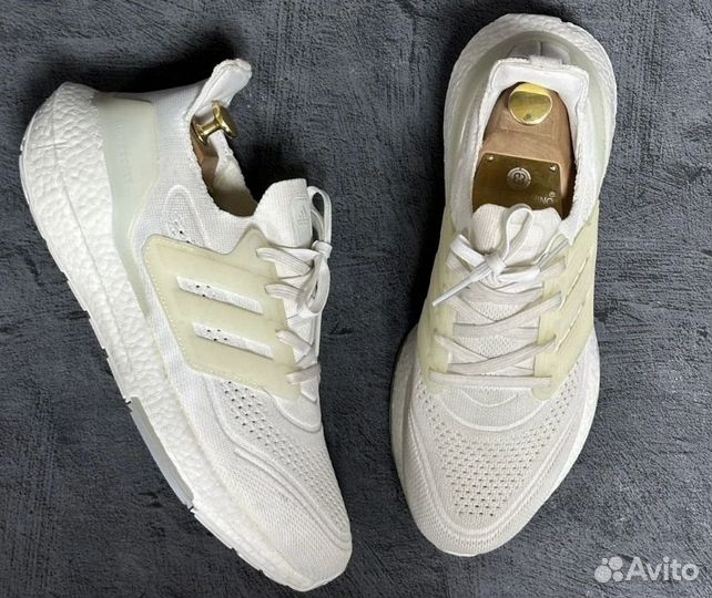 Мужские классные кроссовки Adidas Ultreboost 21