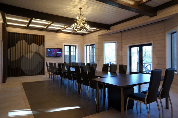 Коттедж 230 м² на участке 40 сот.