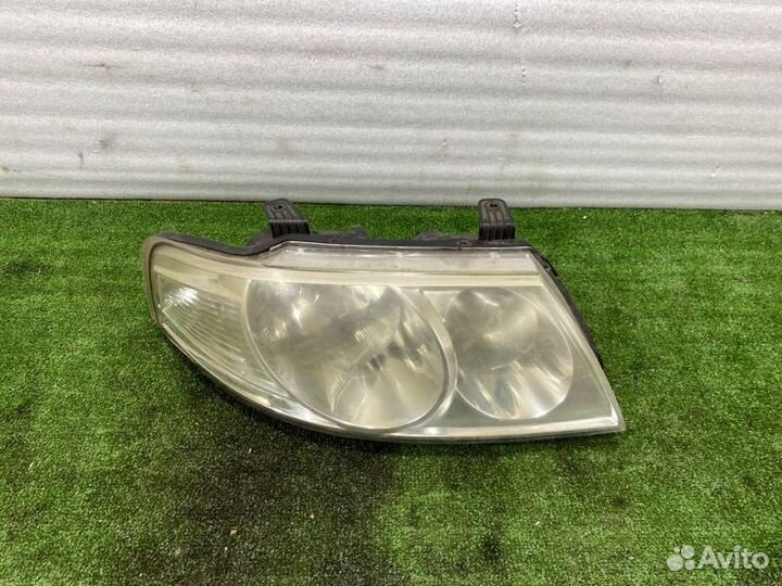 Фара галогеновая передняя правая Nissan Almera
