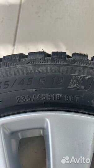 Michelin X-Ice North 235/45 R18 98T
