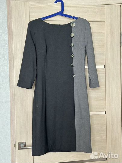 Платье офисное