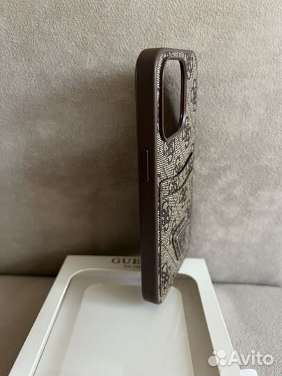 Продам чехол guess iPhone 13pro