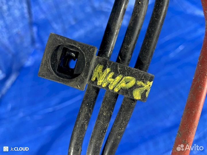 Трубка тормозная на toyota aqua NHP10 1nzfxe