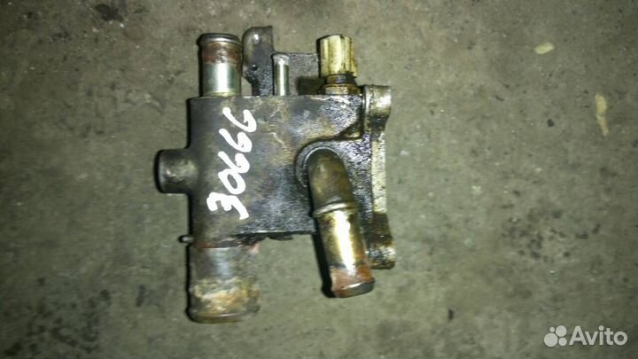 Фланец системы охлаждения Focus II 2005-2008 б/у