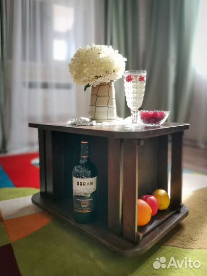 Тумбочка - журнальный столик