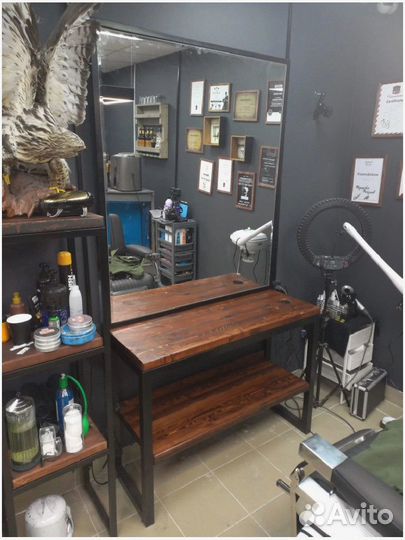 Парикмахерское зеркало