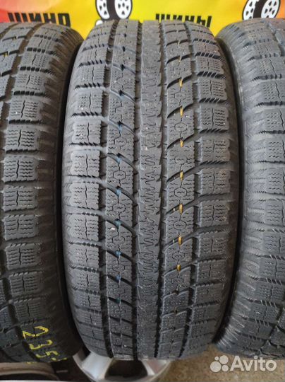 Toyo Observe GSi-5 235/55 R18 100Q