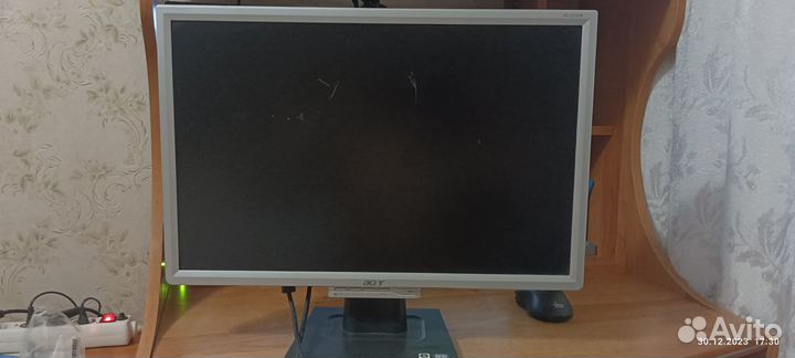 Монитор Acer 22 дюйма