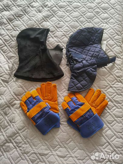 Перчатки, шапка