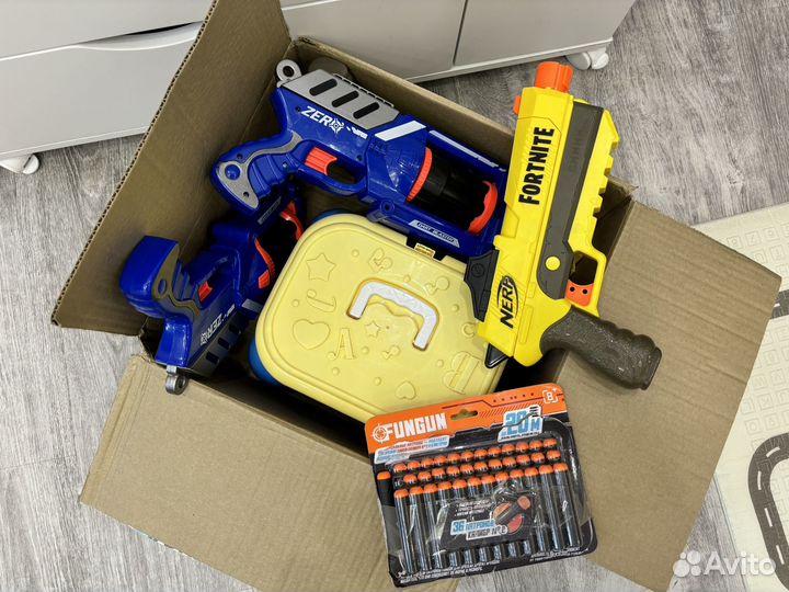 Игрушки для мальчика пакетом