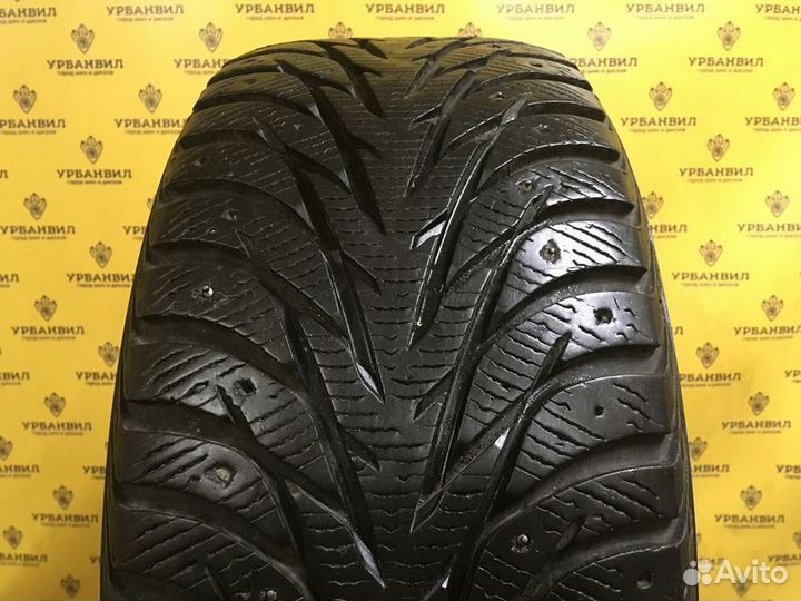 Yokohama Ice Guard IG35 235/45 R17 97T