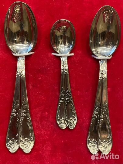 Набор столовых приборов мельхиор