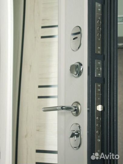 Входная металлическая дверь Адмирал