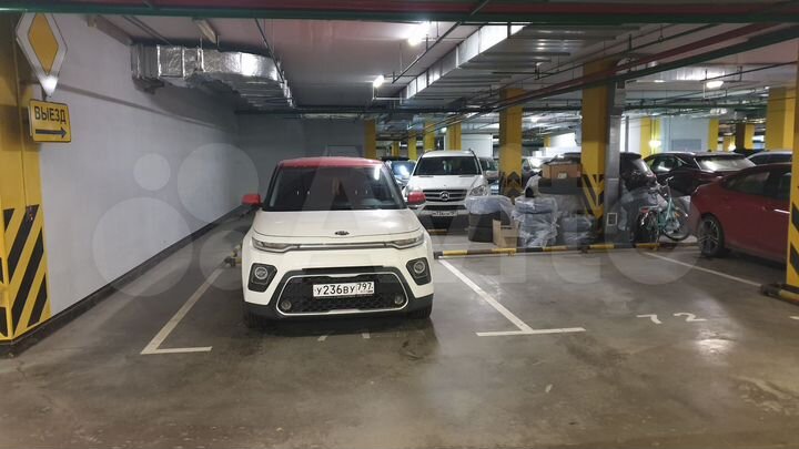 Машиноместо, 22 м²