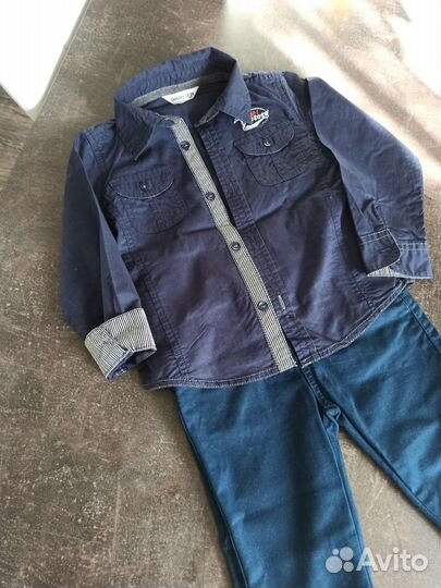 Рубашка и джинсы