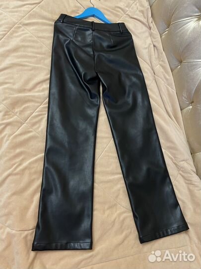Брюки из экокожи 146