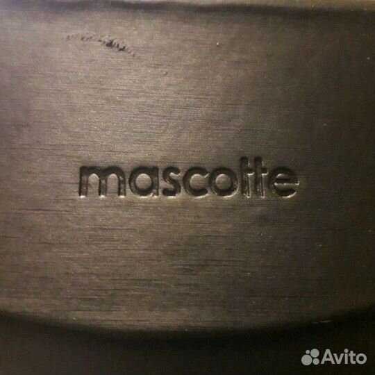 Очки солнцезащитные