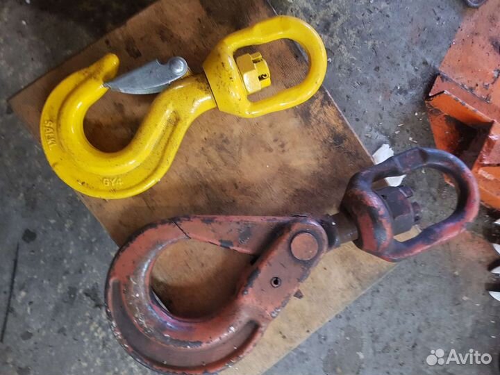 Крюк для крана