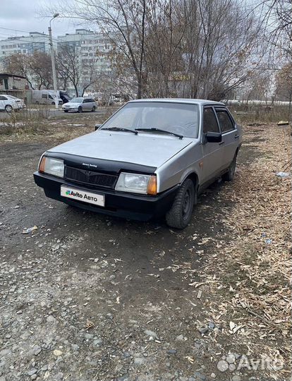 ВАЗ 21099 1.5 МТ, 1998, 300 000 км