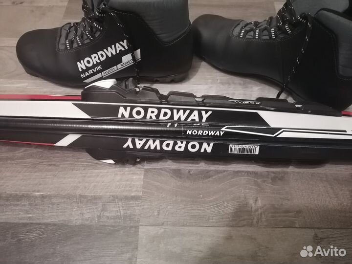 Беговые лыжи