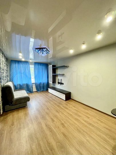 2-к. квартира, 43 м², 3/5 эт.